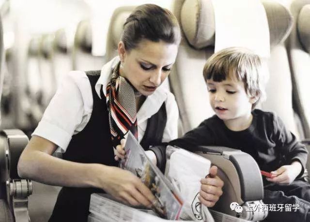 學西語還能當空中翻譯?一起來了解空翻Pilar的生活吧